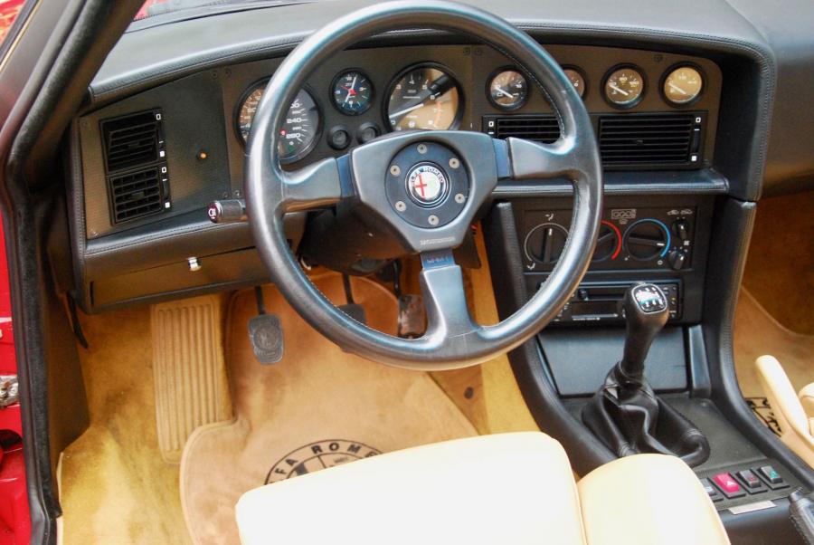 Торпедо Alfa Romeo S.Z. (526) 1992 года  (фото 48 из 65)